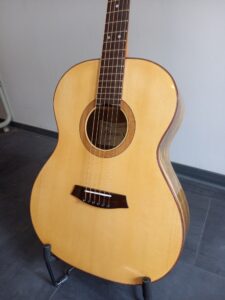 Guitare n°13 Folk 2025