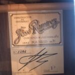 Guitare Ramirez de 1971 en entretien