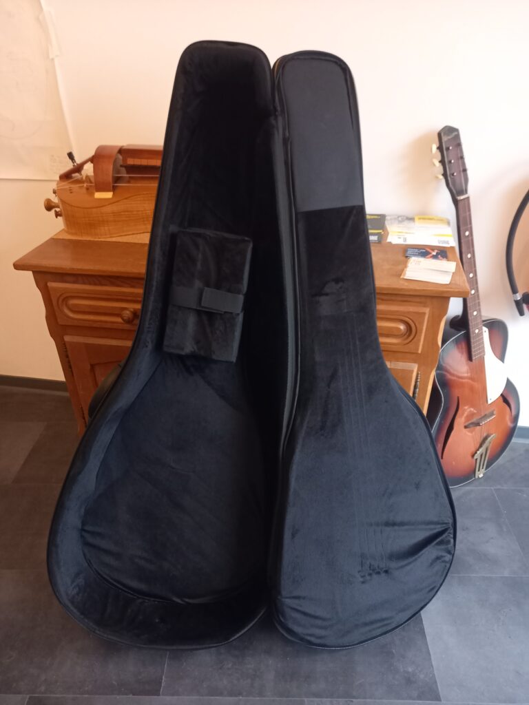 Housse Basse acoustique Takamine