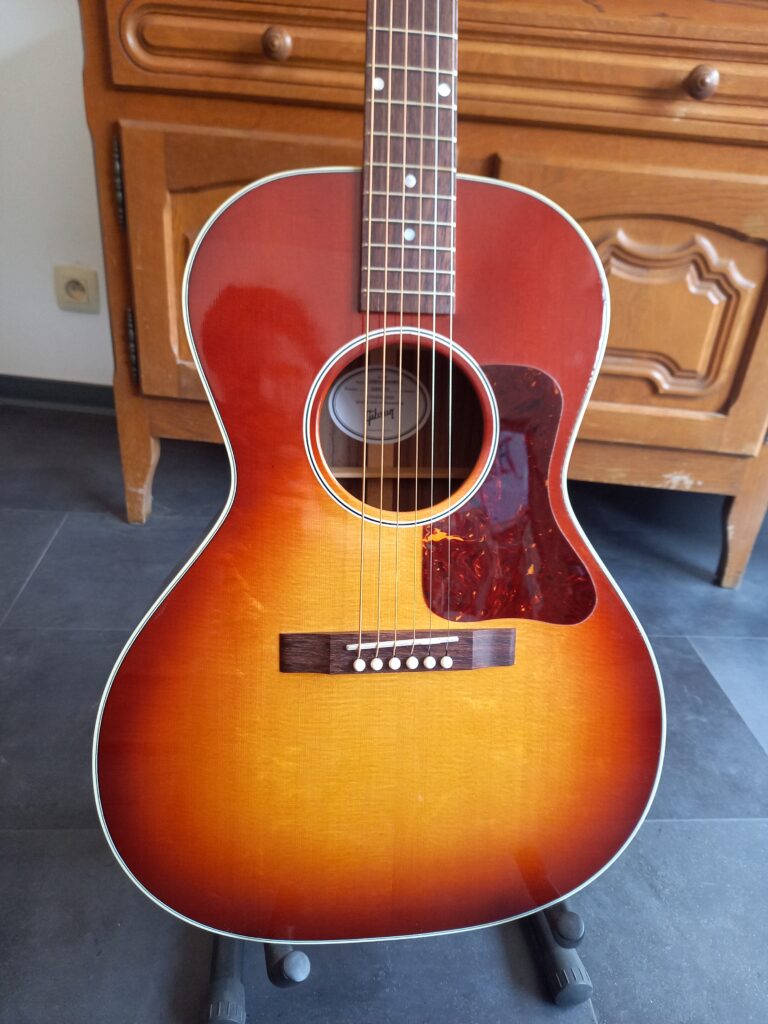 Gibson L-00 Studio Rosewood Sunburst électroacoustique