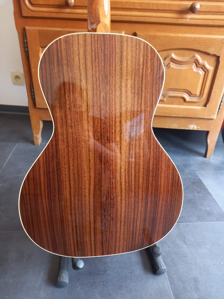 Gibson L-00 Studio Rosewood Sunburst électroacoustique