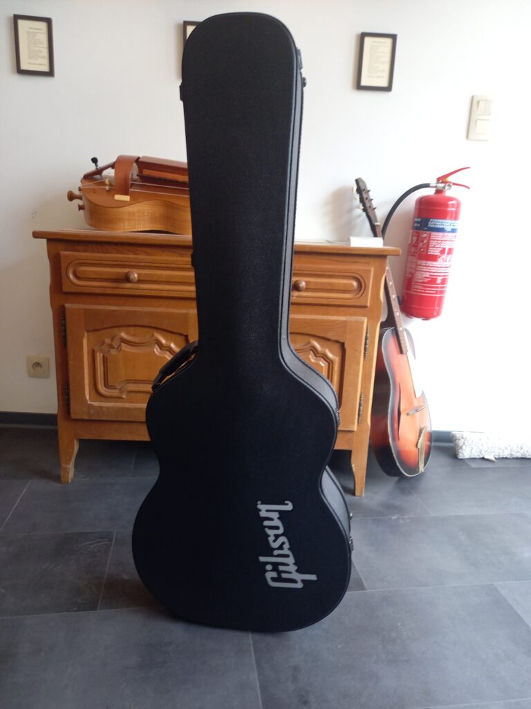 Gibson L-00 Studio Rosewood Sunburst électroacoustique